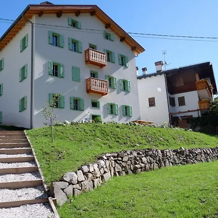 Apartment La Rocia *